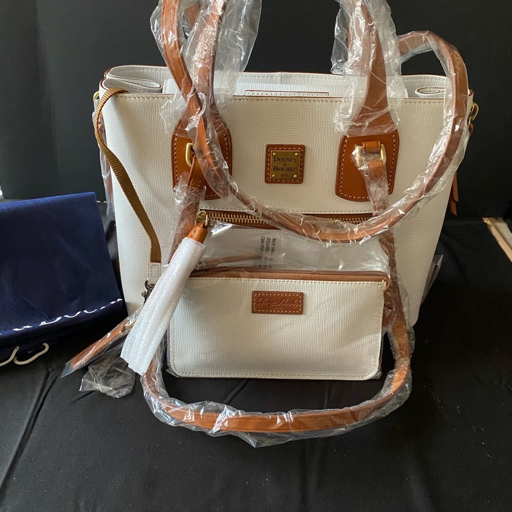 Authentic Dooney & Bourke Morgan bag. NWT